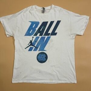 UNC Chapel Hill Tarheels Basketball Graphic Tee
